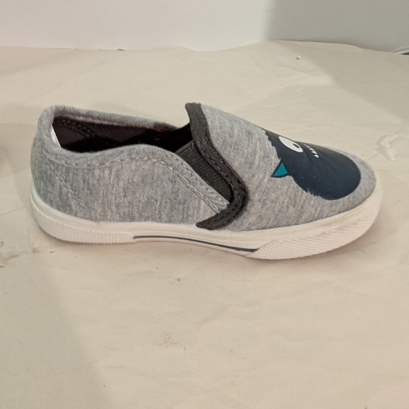 Carter's Toddler Boy Monster Design Damon Lightweight Slip-On Shoes in Size 7 - Picture 6 of 11